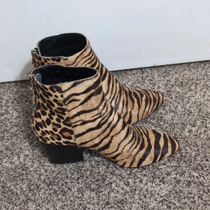 Dolce Vita Ankle Booties Size 7.5